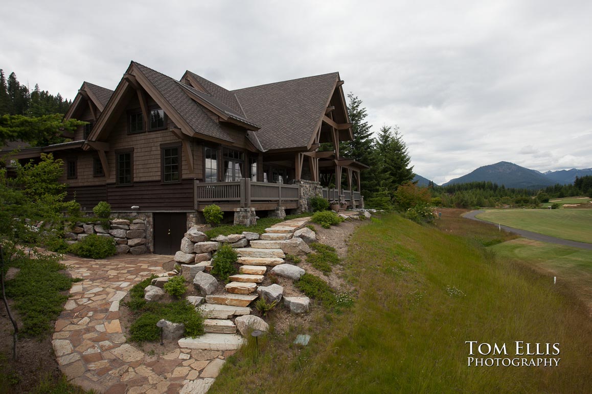 Real estate photo, cabin at Suncadia, no alterations